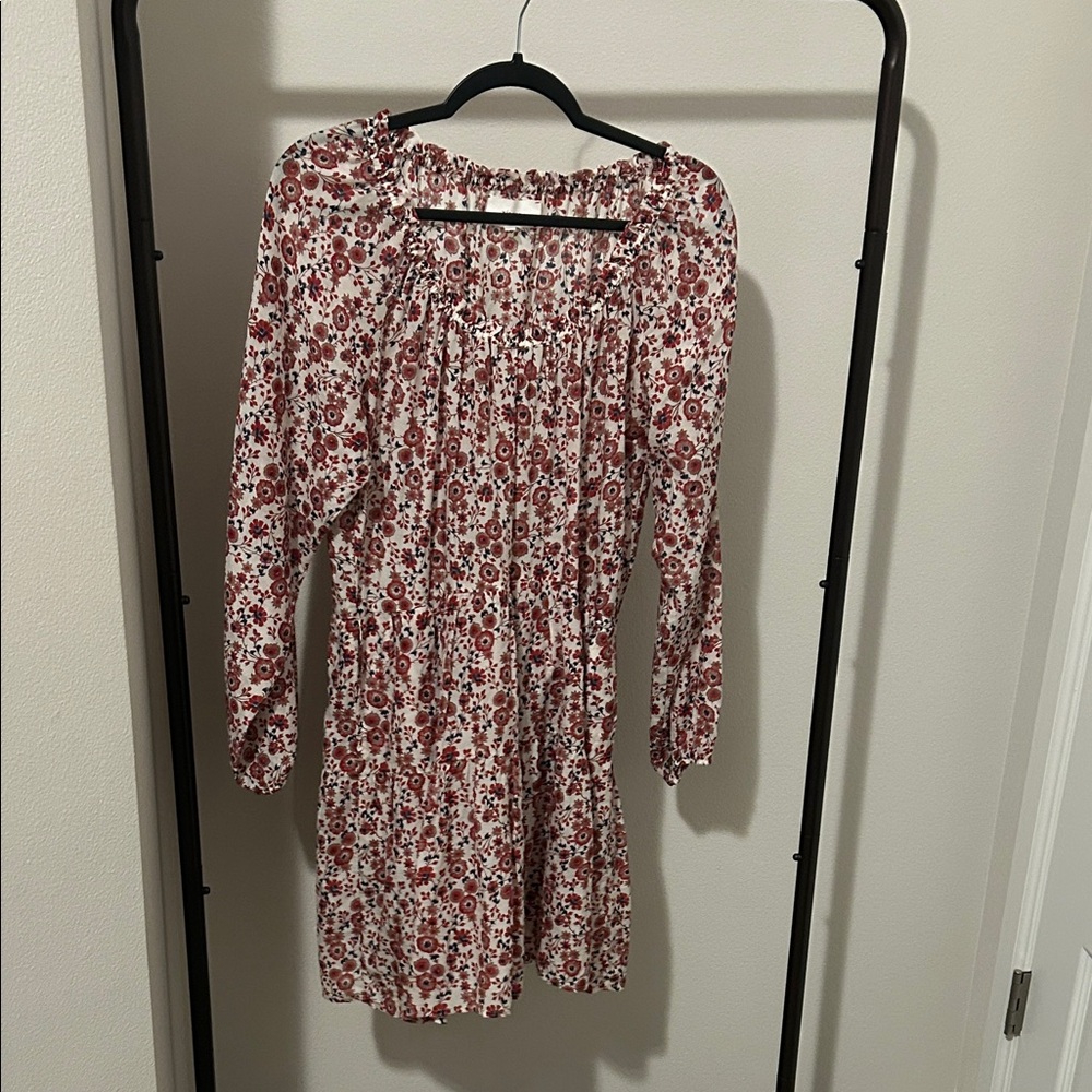XiRENA Red and Blue Floral Dress